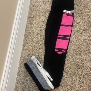 PINK Ultimate Leggings XS